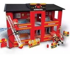 Estación De Bomberos Con 2 Figuras Flockys - comprar online