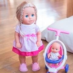 SOFI, CAMINA CON SU HERMANA - lalelu en internet