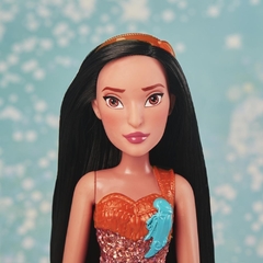 Pocahontas Royal Shimmer - Hasbro - comprar online