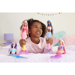 Muñeca Barbie Sirena Pelo lila con corona rosa - mattel - Juguetería Pekita's