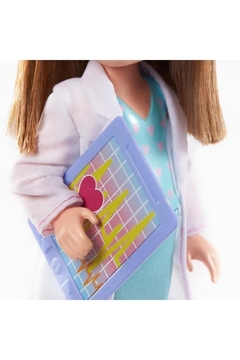 Barbie Chelsea Quiero Ser Doctora - Mattel - Juguetería Pekita's