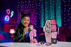 Muñeca Draculaura Skulltimate Secrets De Monster High: Serie Fearidescent - comprar online