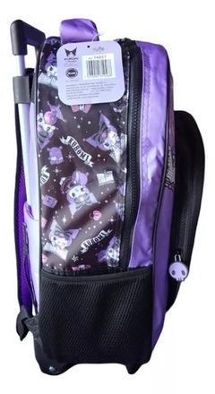 Mochila 17” Carro Kuromi Sanrio 4 Ruedas Escolar - Wabro en internet