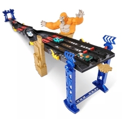 Pista Lanzadora Metal Machines Lane Gorilla Attack - tienda online