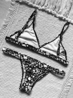 SET JUANITA MICROFIBRA - SAVAGE BLACK - comprar online