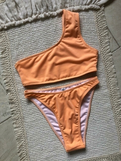 BK IVANNA LISA - SALMON