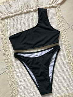 BK IVANNA LISA - NEGRO