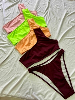P. x6 BIKINIS - IVANNA en internet