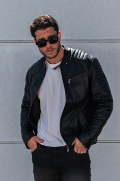 Campera Renzo en negro - tienda online