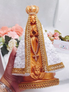 Nossa Senhora com manto em renda guipir 25cm - comprar online