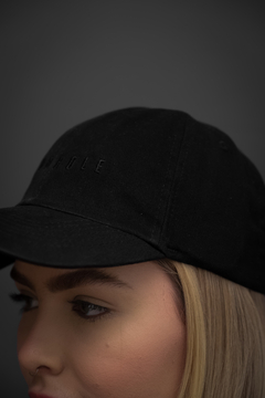DAD HAT - PRETO TONOROLÊ na internet