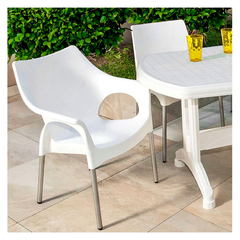 Sillón Italiano con Patas Metálicas Plástico Colombraro en internet