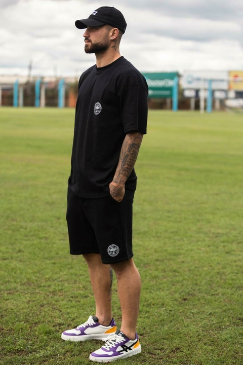 Conjunto Oversized Preto Globo