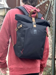 Mochila kAILUA negra - comprar online