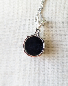 Medalla de Obsidiana negra facetada en internet