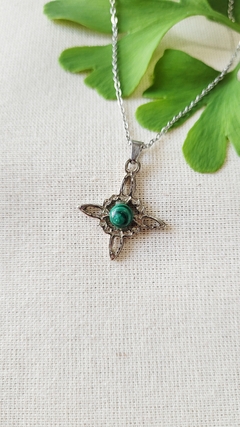 Nudo de bruja en Malaquita (2,4cm)