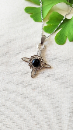 Nudo de bruja en Obsidiana Negra (3,1cm)