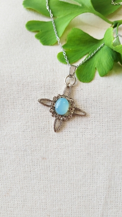Nudo de bruja en Agata Cielo (3,1cm)