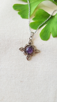 Nudo de bruja en Amatista (2,4cm)