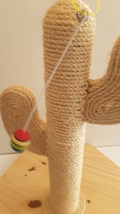 Imagen de Rascador CÁCTUS! Una OBRA DE ARTE!