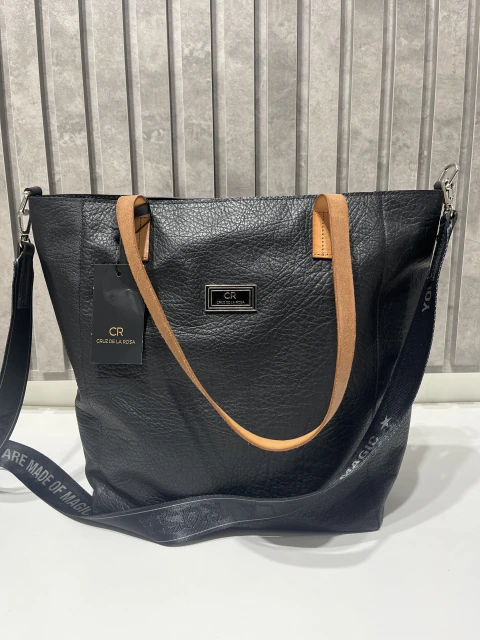BOLSO DE CUERO CRUZ DE LA ROSA