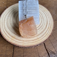 Colar de pedra da lua
