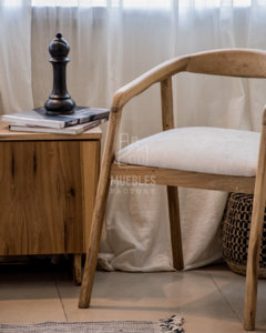 SILLA BALÍ tapizada. En Petiribí - Muebles Factory
