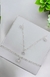 Conjunto femenino com pulseiras na internet