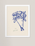 Ilustração de um buquê de flores em estilo botânico, com traços em azul sobre fundo claro.
