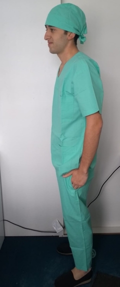 Pijama Cirúrgico/Scrub Enfermagem Com Touca - comprar online