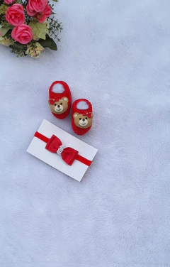 Sapatinho de Tricô Ursinho Vermelho