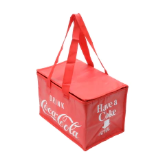 Bolsa Térmica Coca-Cola na internet