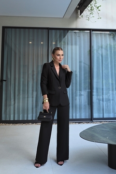 Blazer Luana Preto na internet