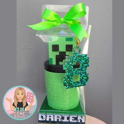 1 Vaso 3D Premium , con nombre y edad del/la homenajead@ (26x10x10cm) - comprar online