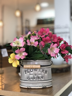 Vaso Flower & Garden