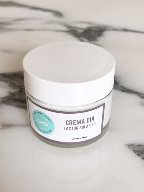 Crema Dia con Protector Solar