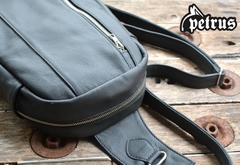 Mochila Cruazada de Cuero Doble - Petrus Leather Garage