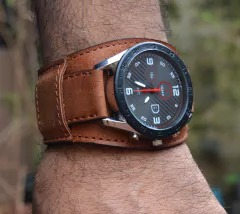 Brazalete de cuero con Reloj Marron - Petrus Leather Garage