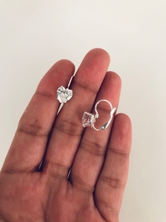 Aros Corazones AB