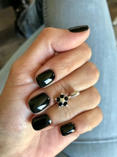 Dije Estrella cubic negro
