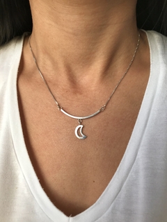 Collar media luna