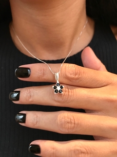 Collar Estrella Negra