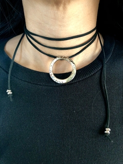 Choker Ara ab