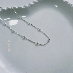 COLAR CHOKER BOLINHAS - comprar online