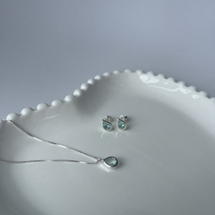 CONJUNTO COLAR E BRINCO GOTA VENEZIANA na internet