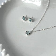 CONJUNTO COLAR E BRINCO GOTA