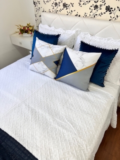 Capa de Almofada - Mármore e azul - comprar online