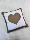 Capa de almofada Coração e Pompom - Capuccino