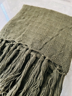 Manta Decorativa Basic - Verde Musgo - comprar online