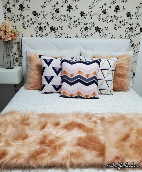 Peseira em pelúcia - Rosa - comprar online